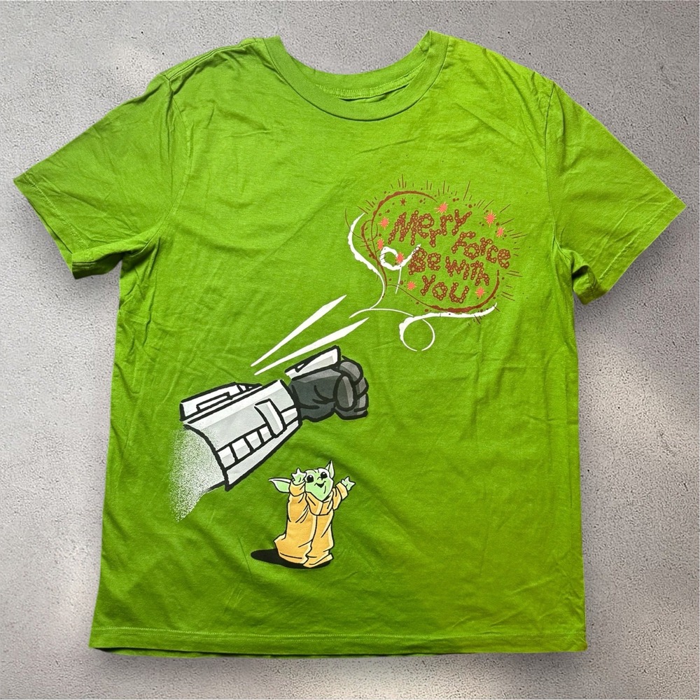Star‎ Wars Mandalorian Grogu Baby Yoda May the Force Be With You Green Shirt